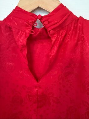 VINTAGE KELLY SCOTT RED JACQUARD BLOUSE 
WITH BUTTON DETAILING